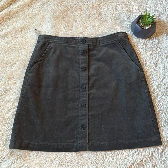 J Crew Women’s Corduroy Mini Skirt A-Line Button Front Accent Gray Size 6 - Picture 2 of 12